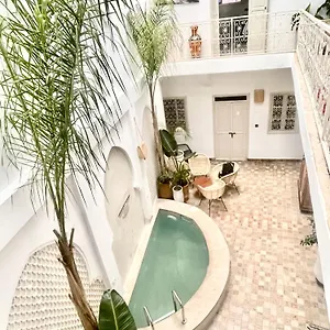 https://majorelle-hostel.marrakeshhotelsmorocco.com